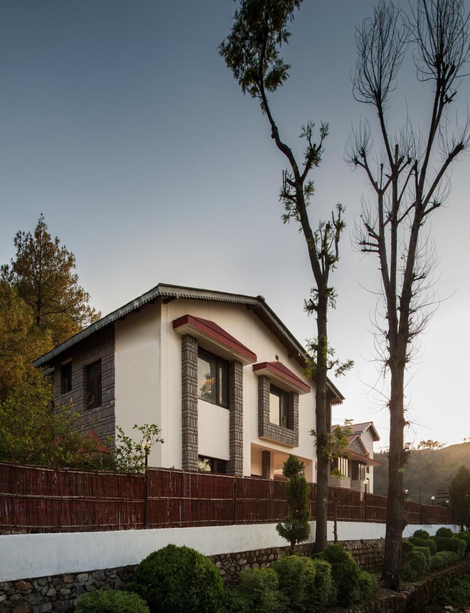 Ivy The Boutique Hotel Near Neem Karoli Temple Nainital Exterior photo